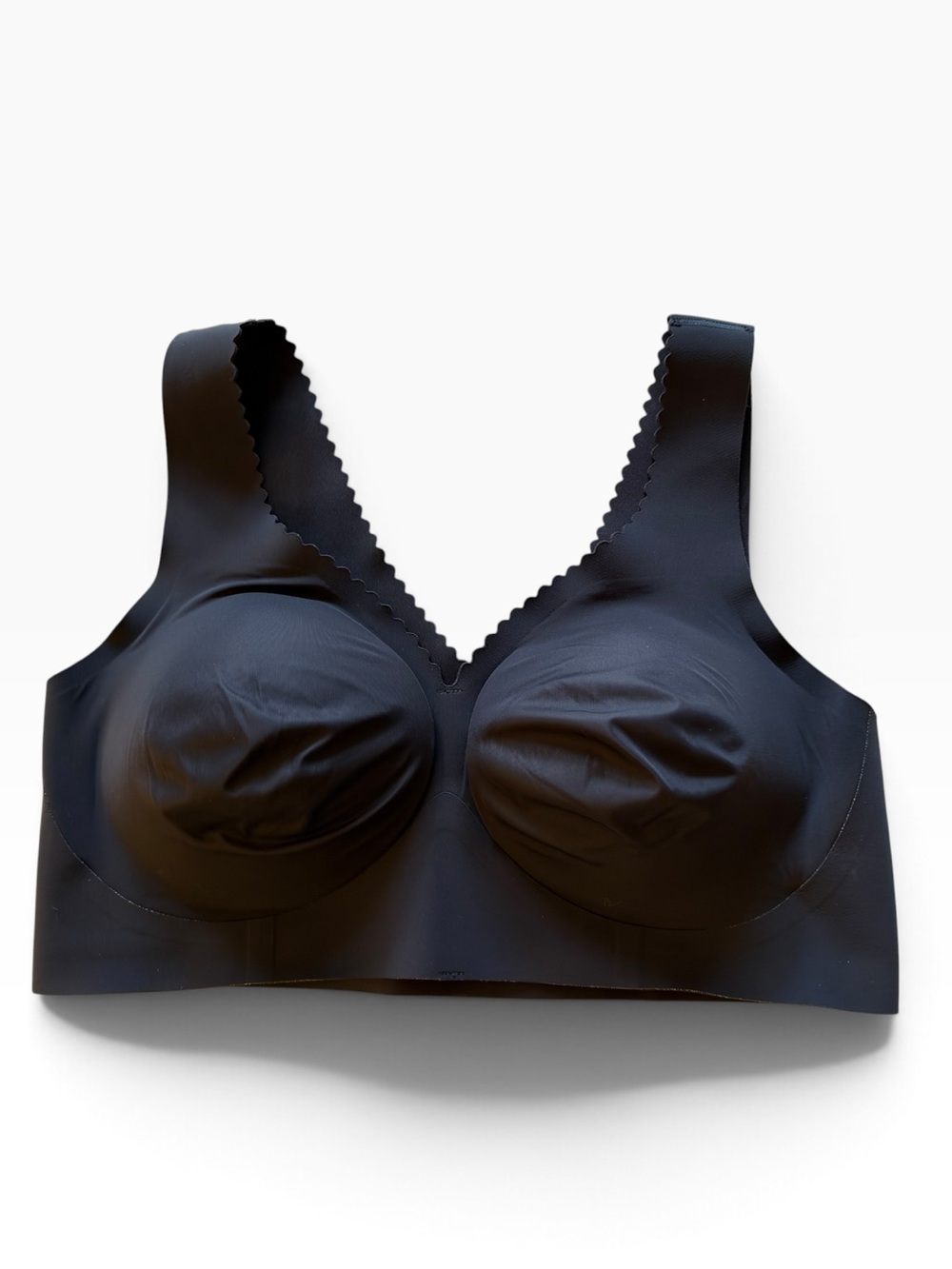 Evelyn & Bobbie ‘Evelyn’ Bra. Sz. M. Wireless push-up. Solid black. EUC!